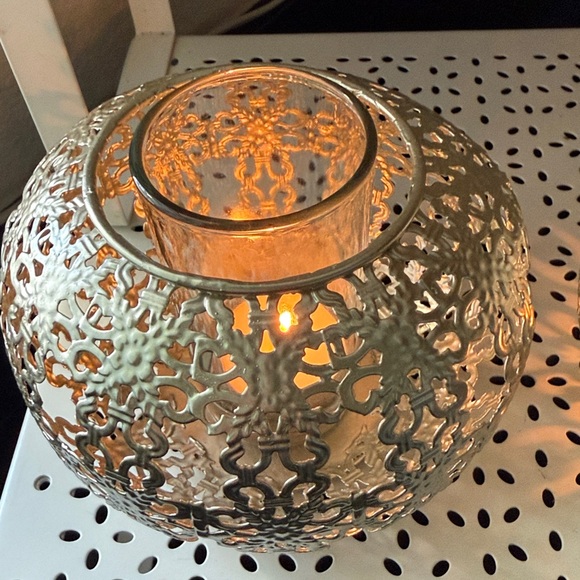 Three Hands Corp Elegant Silver Tone Decorative Lanterns Set -2 - Picture 8 of 13